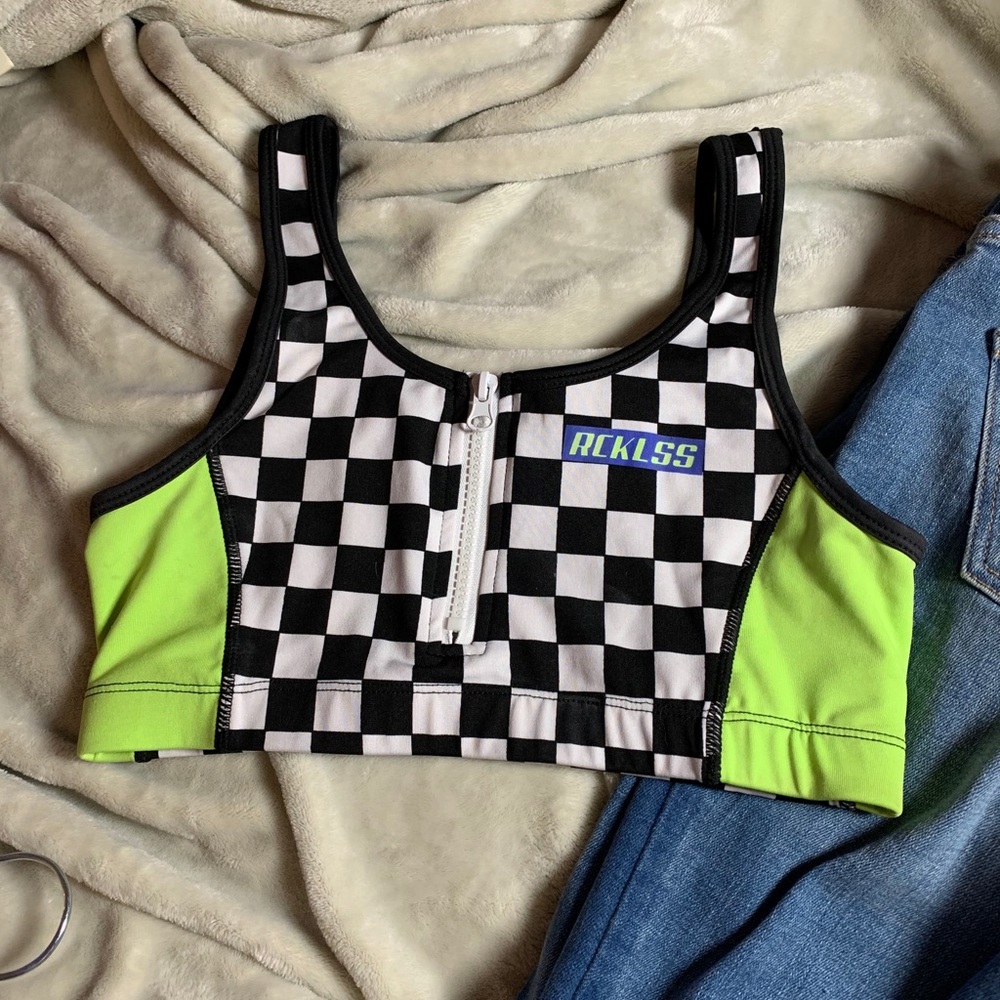 Sports bra/ crop top
